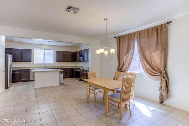 8348 N Mountain Stone Pine Way, Tucson, AZ 85743