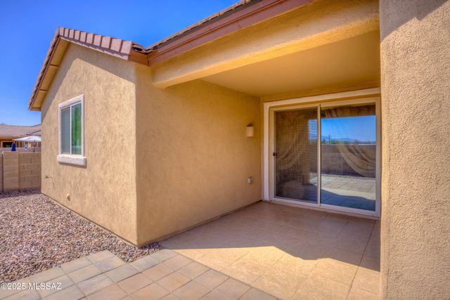 8348 N Mountain Stone Pine Way, Tucson, AZ 85743