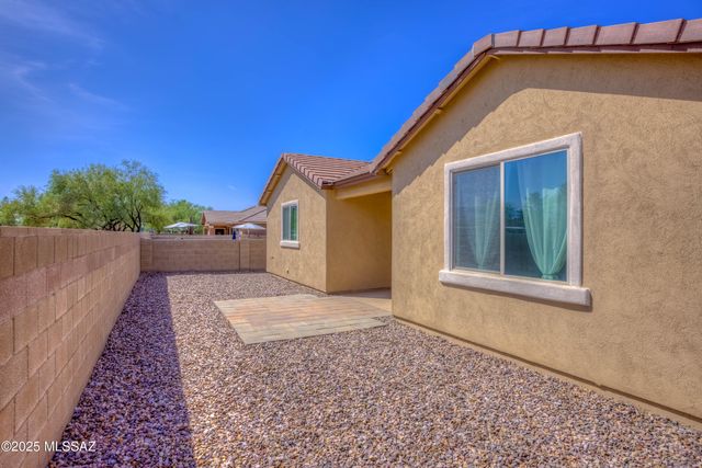 8348 N Mountain Stone Pine Way, Tucson, AZ 85743