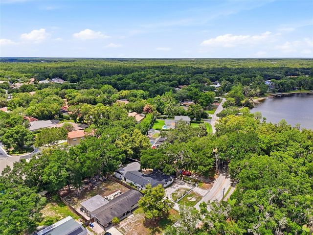 15040 LAKE MAGDALENE BOULEVARD, Tampa, FL 33618