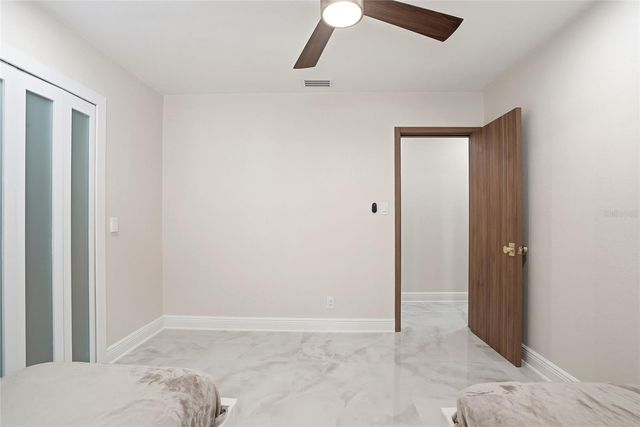 15040 LAKE MAGDALENE BOULEVARD, Tampa, FL 33618