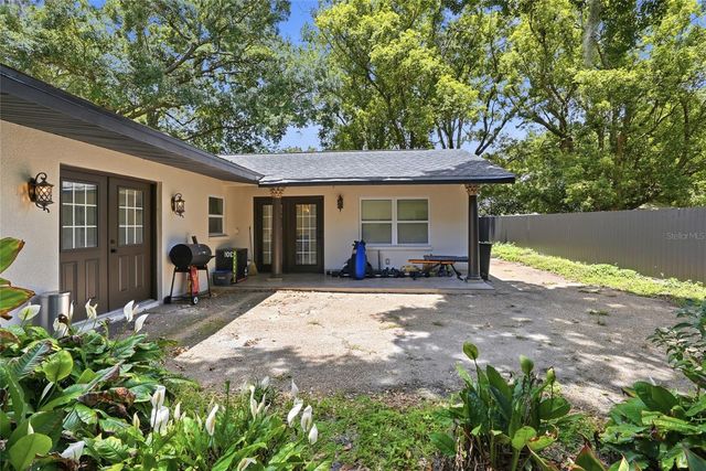 15040 LAKE MAGDALENE BOULEVARD, Tampa, FL 33618