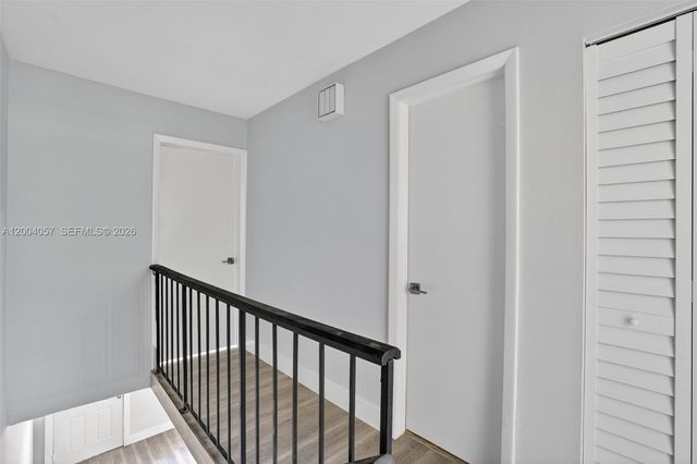 2276 W 56th St 109, Hialeah, FL 33016