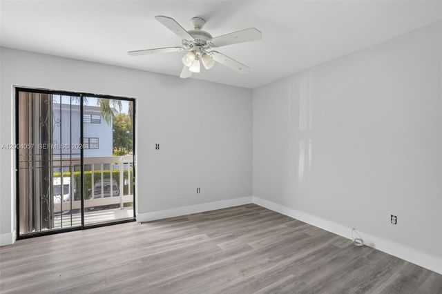 2276 W 56th St 109, Hialeah, FL 33016