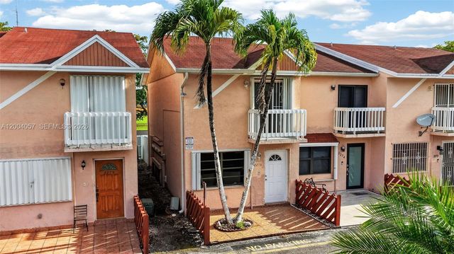 2276 W 56th St 109, Hialeah, FL 33016