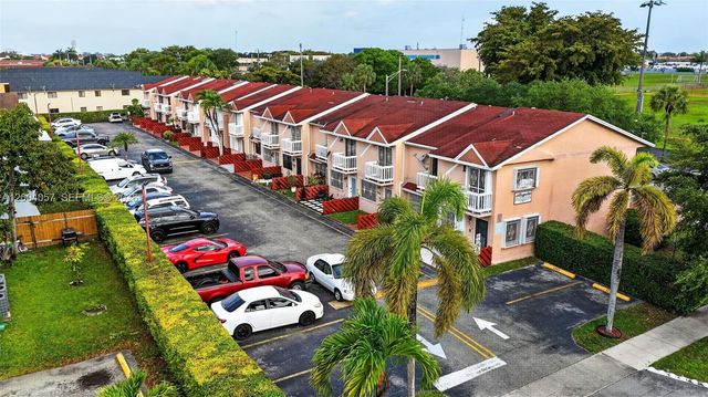 2276 W 56th St 109, Hialeah, FL 33016