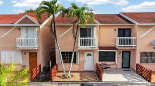 2276 W 56th St 109, Hialeah, FL 33016