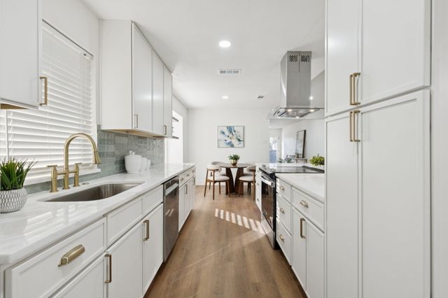 3705 Grasmere Drive, Carrollton, TX 75007