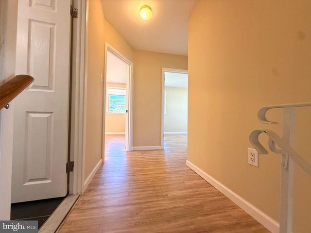 506 PINEWOOD RD, Philadelphia, PA 19116