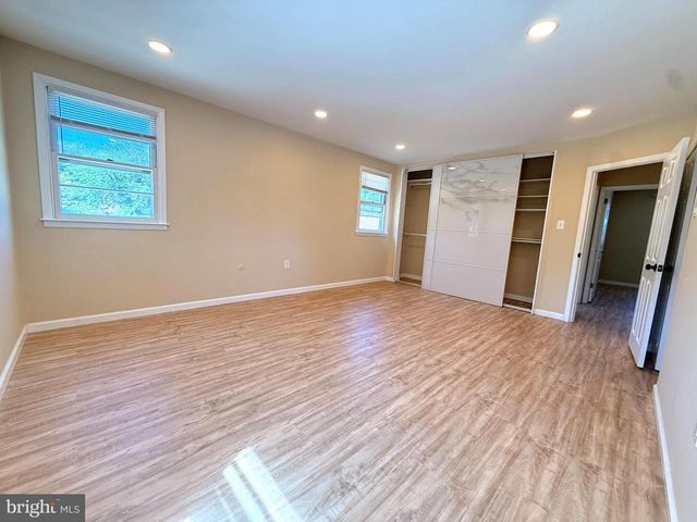 506 PINEWOOD RD, Philadelphia, PA 19116