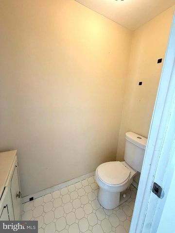 506 PINEWOOD RD, Philadelphia, PA 19116