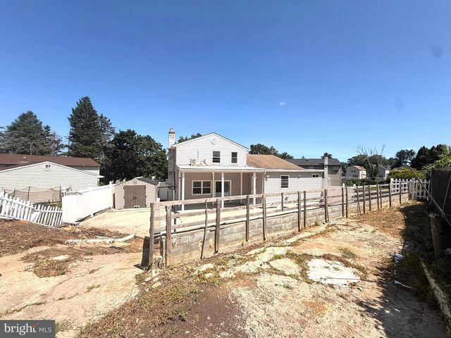 506 PINEWOOD RD, Philadelphia, PA 19116
