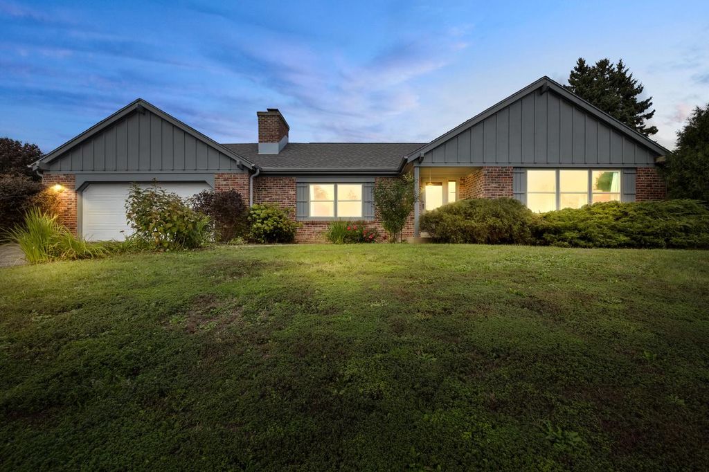 5740 Foothill DRIVE, Mount Pleasant, WI 53403