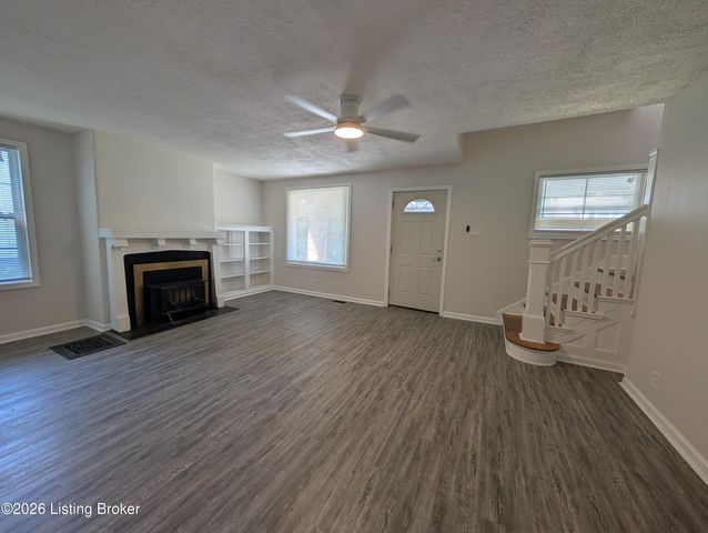 651 Louis Coleman Junior Dr, Louisville, KY 40211