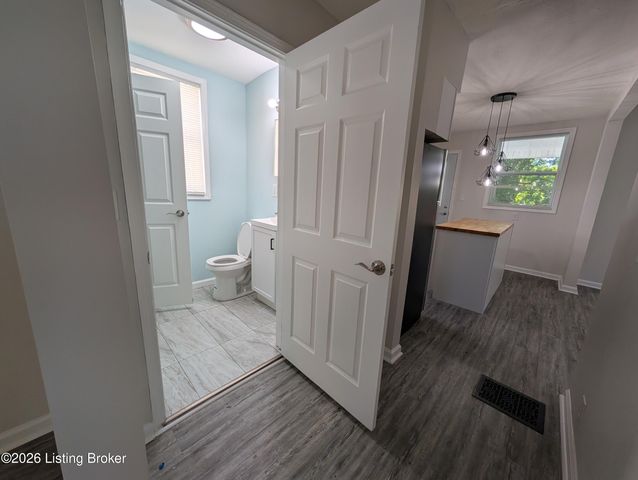 651 Louis Coleman Junior Dr, Louisville, KY 40211