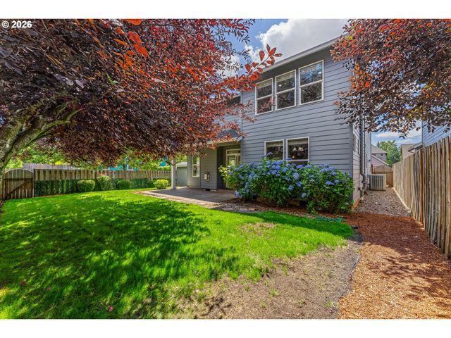 14485 WALNUT GROVE Way, Oregon City, OR 97045