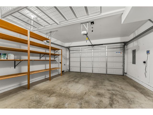 14485 WALNUT GROVE Way, Oregon City, OR 97045