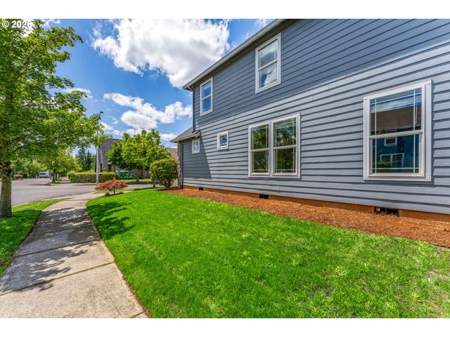 14485 WALNUT GROVE Way, Oregon City, OR 97045
