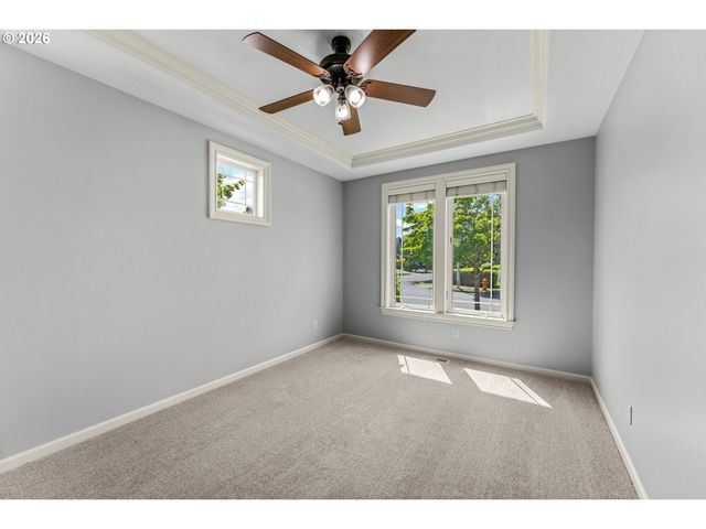 14485 WALNUT GROVE Way, Oregon City, OR 97045