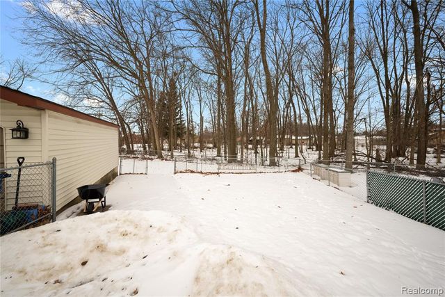 33443 Unicorn Court, Westland, MI 48186