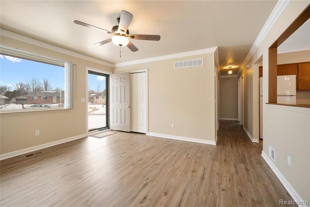 33443 Unicorn Court, Westland, MI 48186