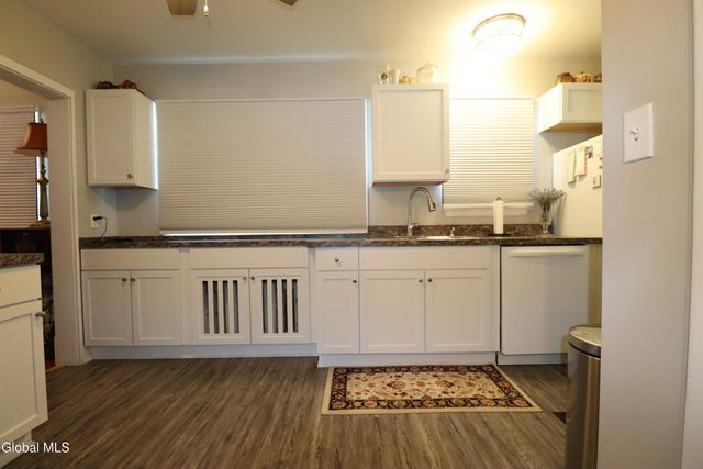 30 Tremont Street, Albany, NY 12205