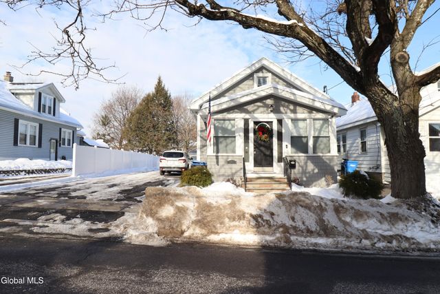 30 Tremont Street, Albany, NY 12205