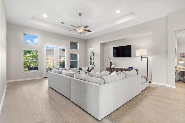 111 Nantucket CIR, Austin, TX 78737