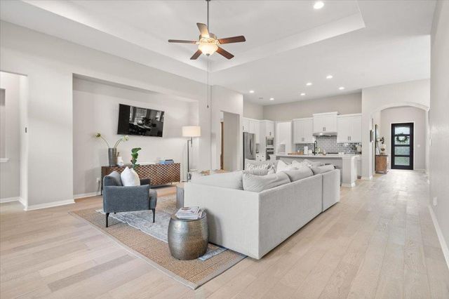 111 Nantucket CIR, Austin, TX 78737
