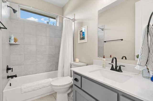 111 Nantucket CIR, Austin, TX 78737