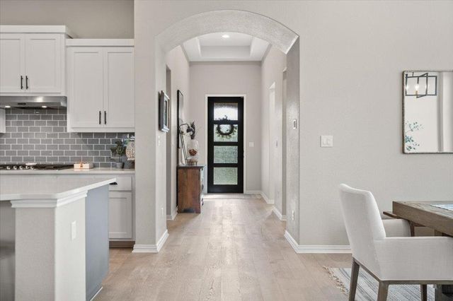 111 Nantucket CIR, Austin, TX 78737
