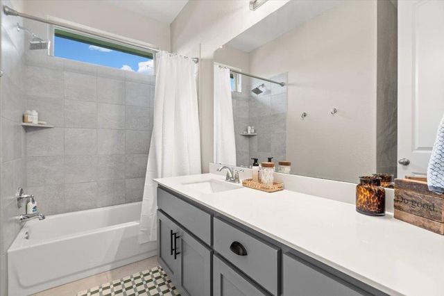 111 Nantucket CIR, Austin, TX 78737