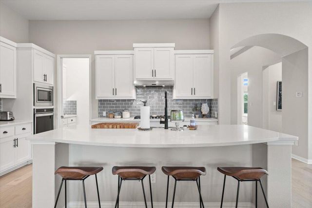 111 Nantucket CIR, Austin, TX 78737