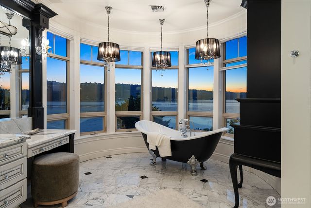 2845 E Lake Sammamish Parkway SE, Sammamish, WA 98075