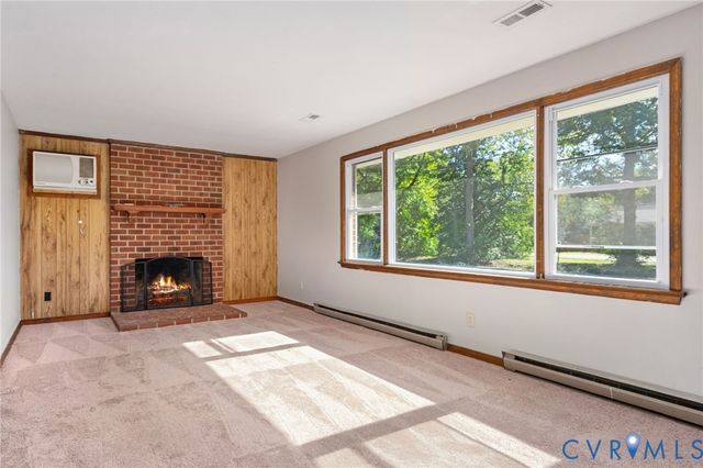104 Bridge St, Highland Springs, VA 23075