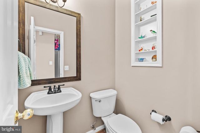 5051 KILBURN ST, Alexandria, VA 22304