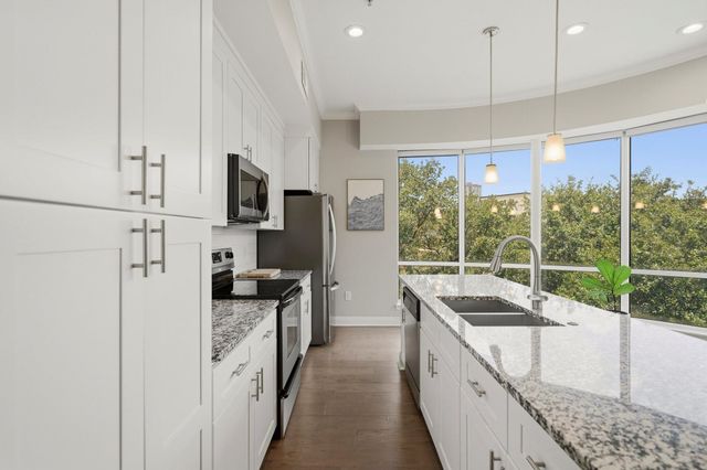 300 St Joseph Parkway 302, Houston, TX 77002
