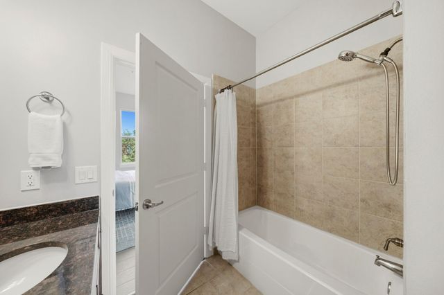 300 St Joseph Parkway 302, Houston, TX 77002