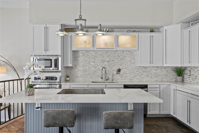 10501 CYNDEE LANE, Odessa, FL 33556