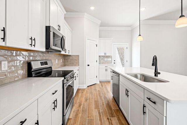 65 Butterfly Bend, Freeport, FL 32439