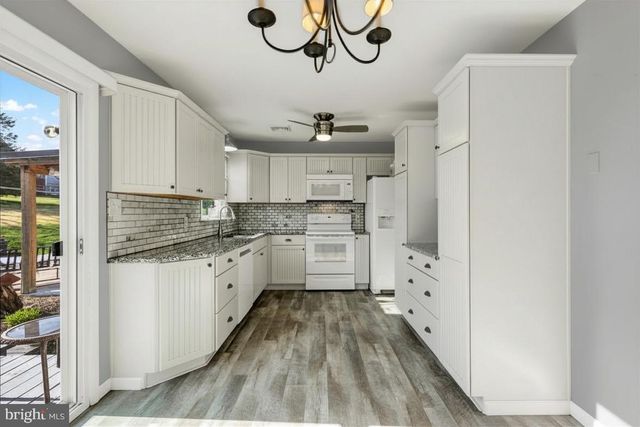 260 SUMMER HILL RD, Bernville, PA 19506