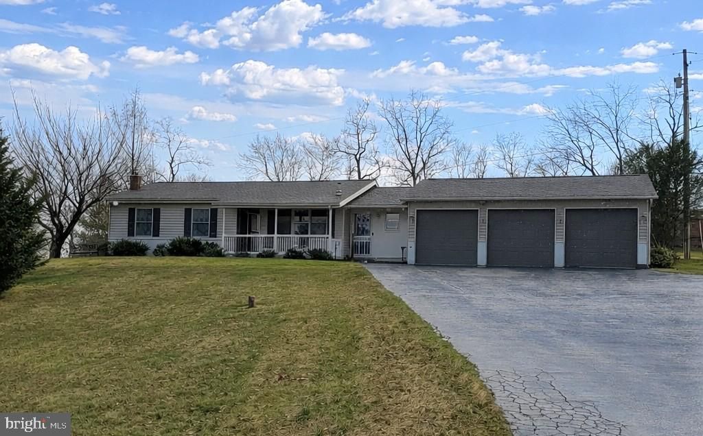 260 SUMMER HILL RD, Bernville, PA 19506