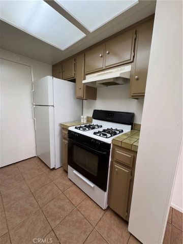 9047 Langdon Avenue 38, North Hills, CA 91343