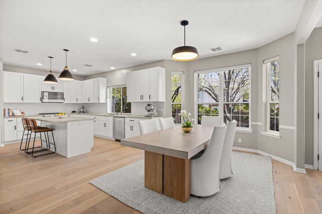 12805 Bivins CT, Austin, TX 78732