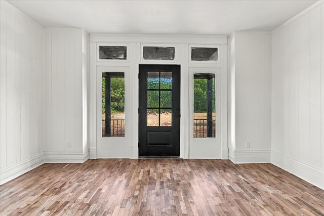 401 S Gardner Street, Whitewright, TX 75491