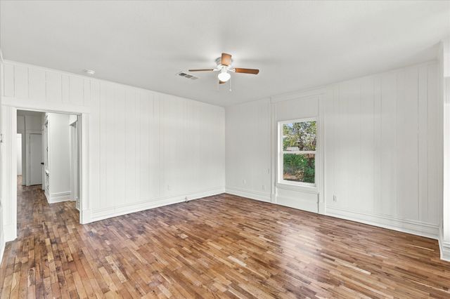 401 S Gardner Street, Whitewright, TX 75491