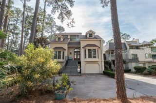 26 Spinnaker Ct, Hilton Head Island, SC 29928