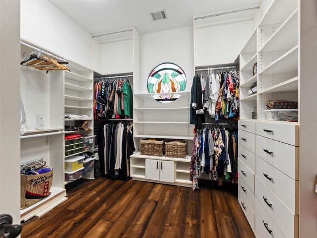 2 Pond View Court, Mansfield, TX 76063