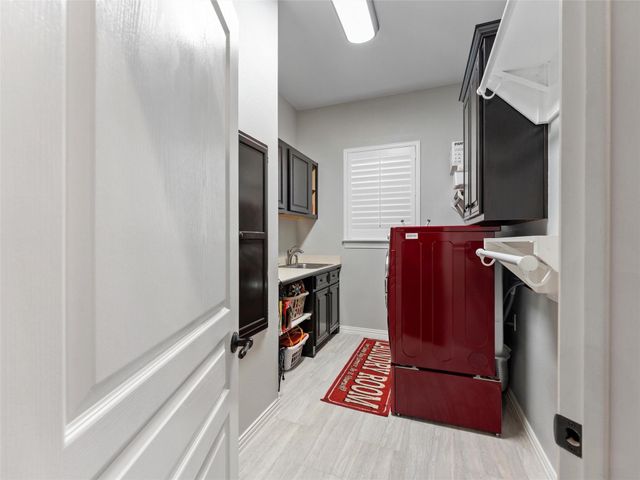 2 Pond View Court, Mansfield, TX 76063