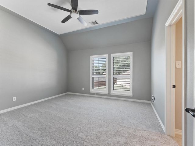 2 Pond View Court, Mansfield, TX 76063